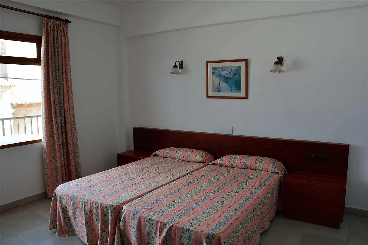 Hotel Santanyi Port 4*, Cala Figuera (Mallorca)
